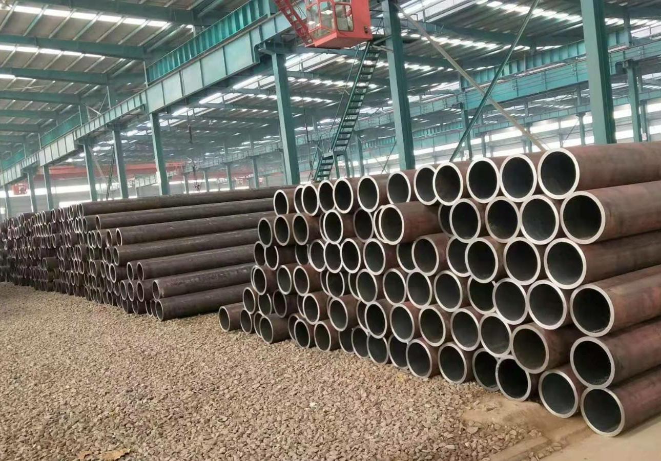 Cross-rolling process of seamless pipe